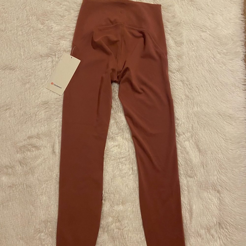 Lululemon InStill High Rise Leggings 25” - Picture 12 of 17